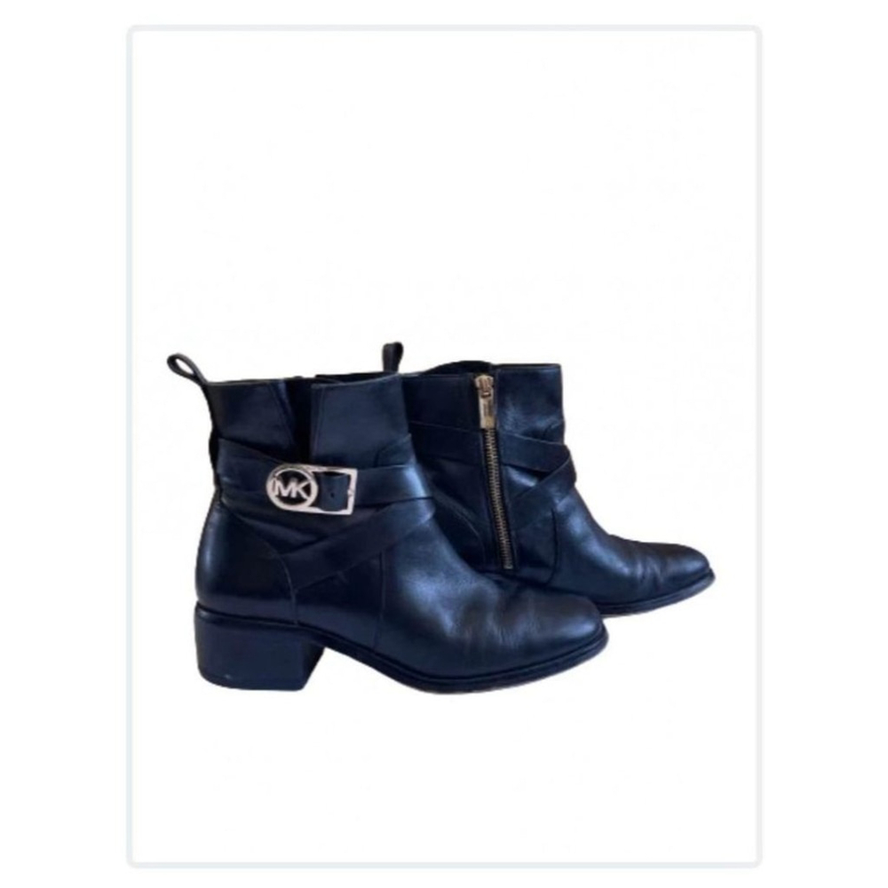 Michael Kors Women's Black Leather Boots with Gold Buckle size 6M - Picture 3 of 5